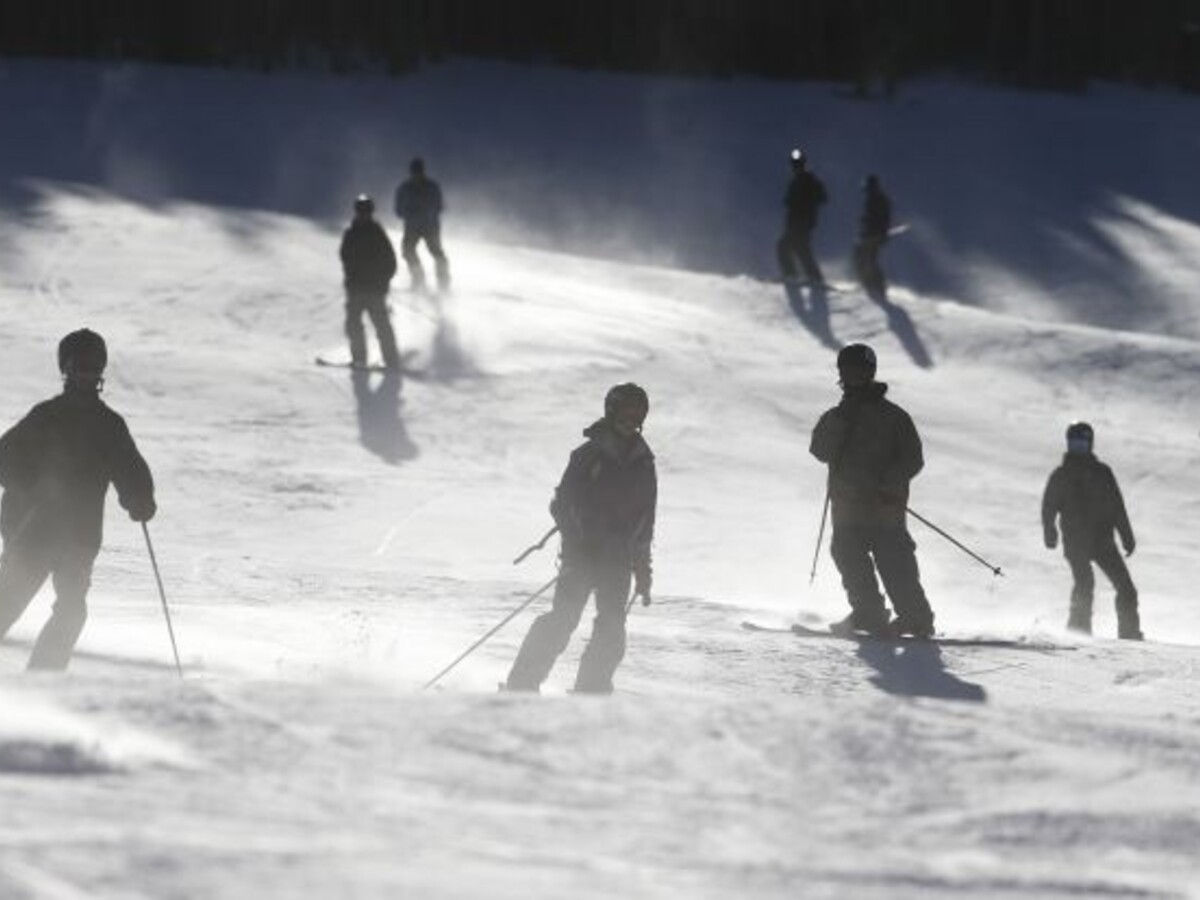 lyžovanie lyžovačka snowboard ilu (SITA/AP)
